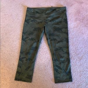 Lululemon cameo cropped leggings